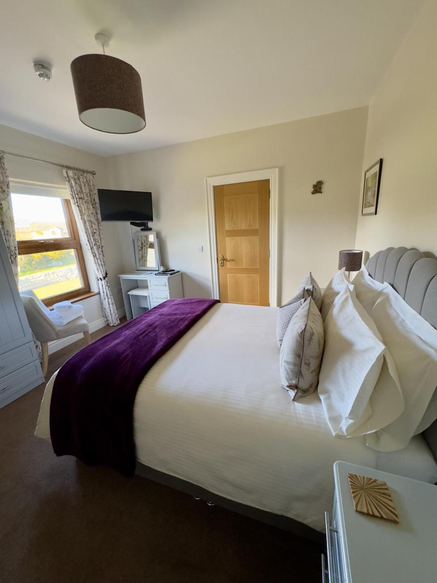 Mourne Country House Bed And Breakfast Kilkeel Pokoj fotografie
